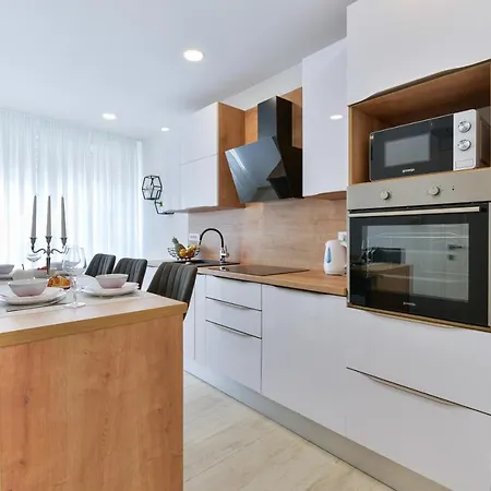 Zara Lumina Apartment Exterior photo