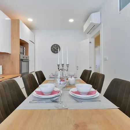 Zara Lumina Apartment Exterior photo